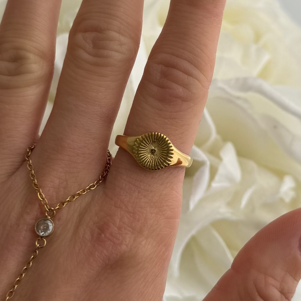 Helios Ring - EVRYJEWELS