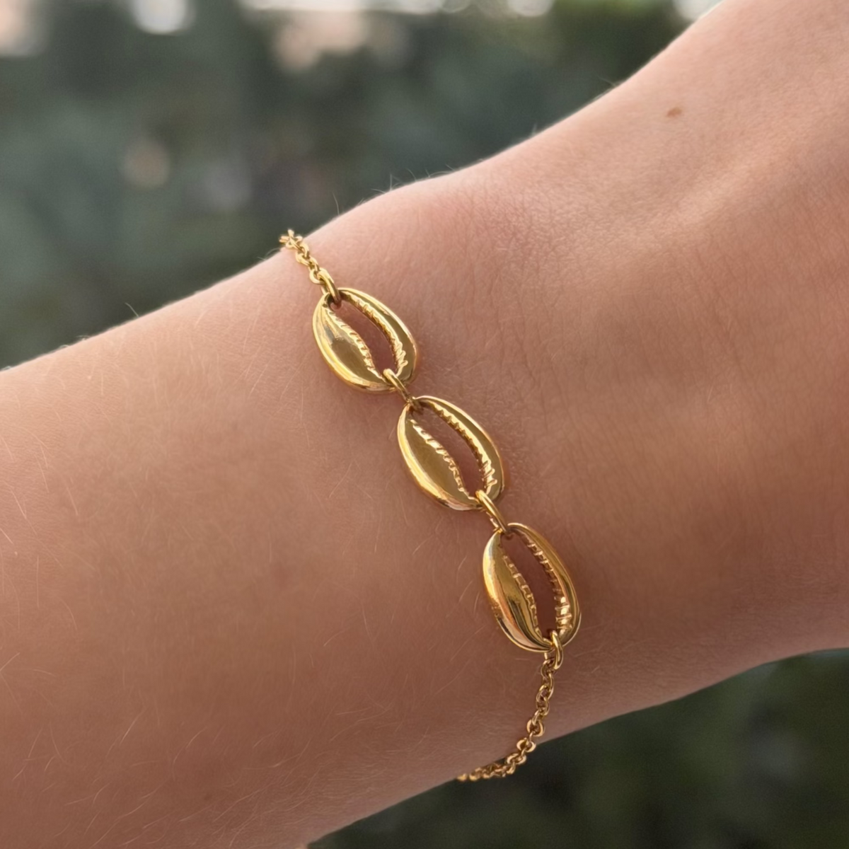 Shell Glow Bracelet - EVRYJEWELS