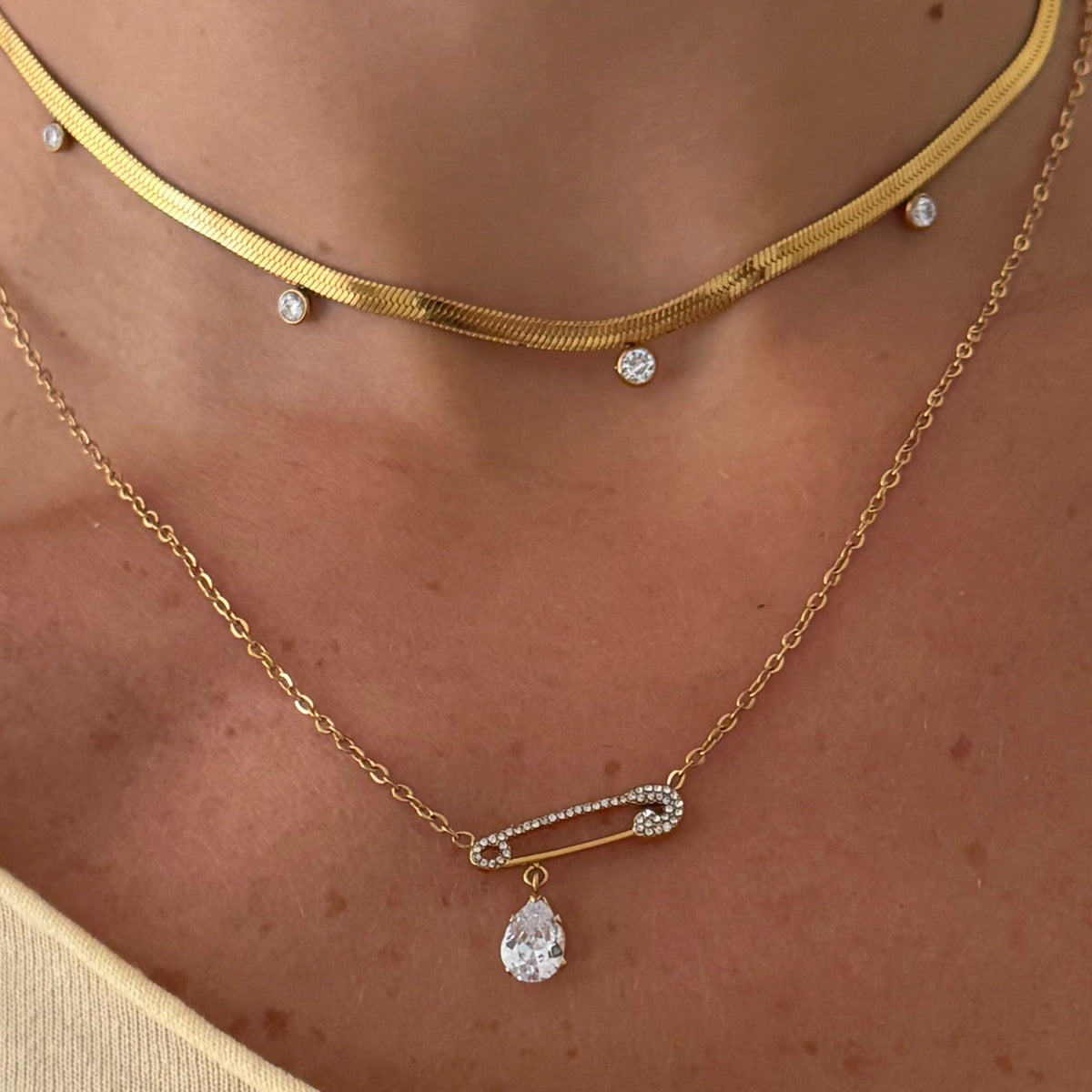 Glow Dots Choker Necklace