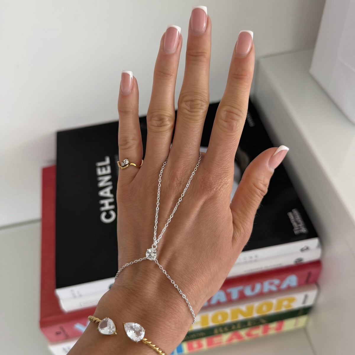 The Slide On Hand Chain Collection - EVRYJEWELS